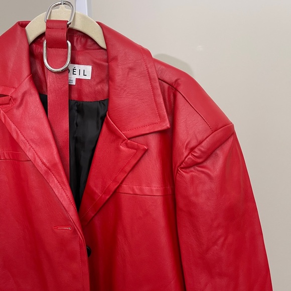 LOEIL OVERISZED RED LONG LEATHER COAT - Picture 7 of 7